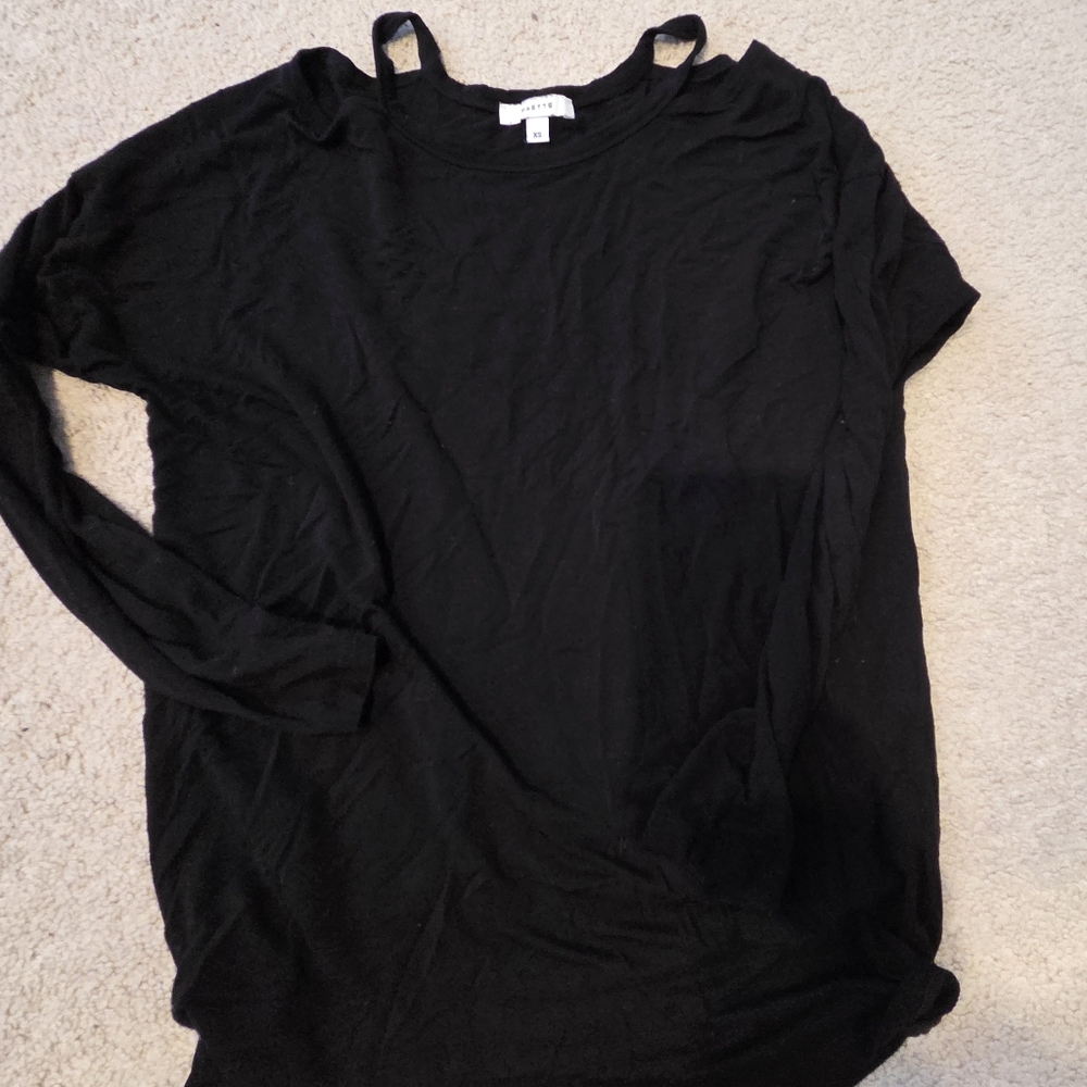 Stella & Dot Black Long Sleeve Tee